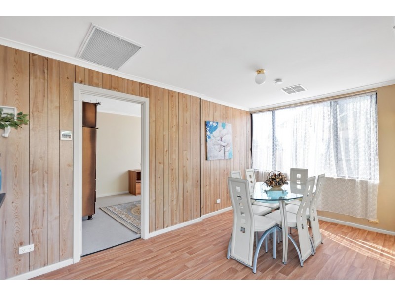 20 Tania Drive, Aberfoyle Park SA 5159