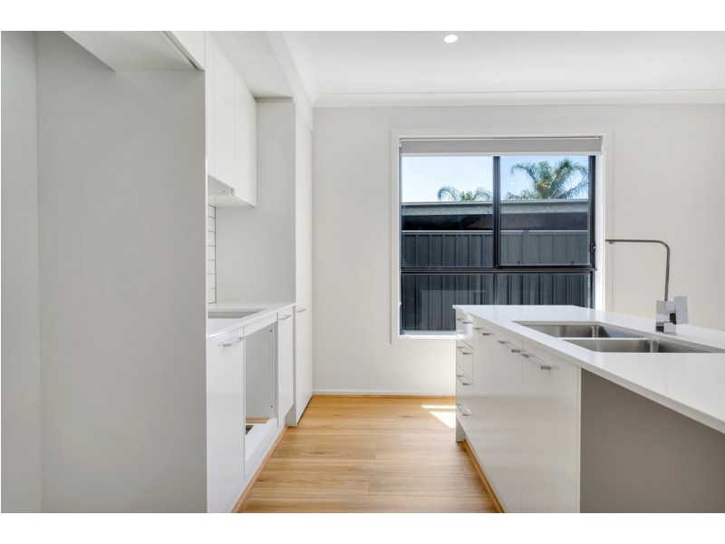 150/150a Bradley Grove, Mitchell Park SA 5043