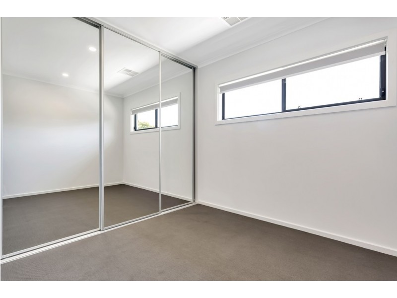 150/150a Bradley Grove, Mitchell Park SA 5043