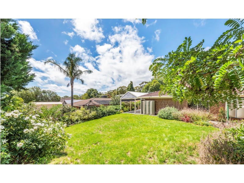 40 Horseshoe Drive, Woodcroft SA 5162