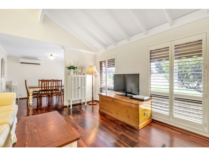 7 Apollo Drive, Hallett Cove SA 5158