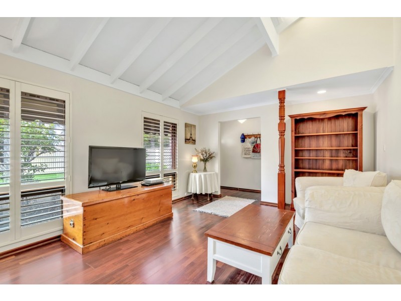 7 Apollo Drive, Hallett Cove SA 5158