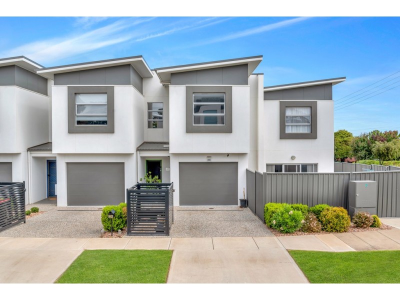 2a Wilson Street, Christies Beach SA 5165