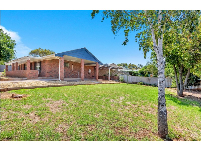 2 Karyn Crescent, Reynella SA 5161