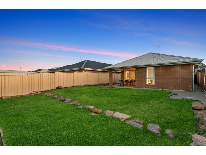 23 Miranda Place, Seaford Meadows SA 5169