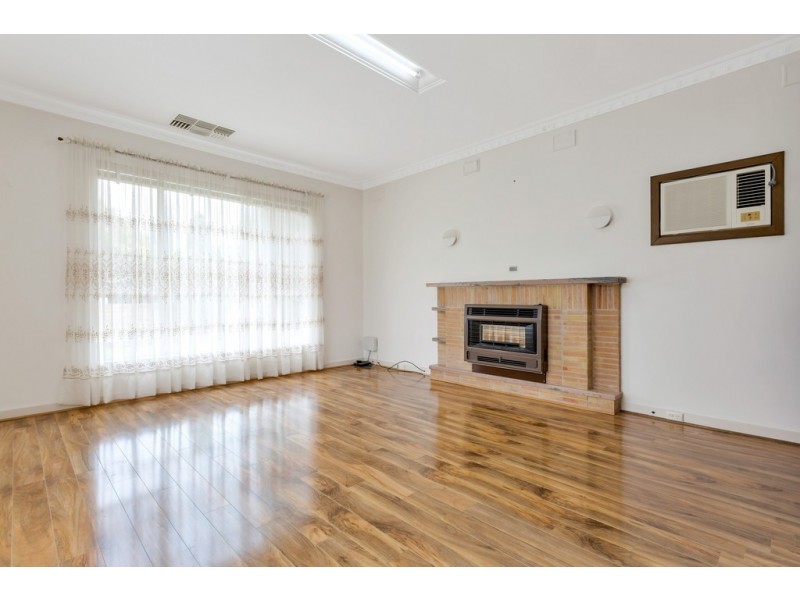 14 Winnall Street, Clapham SA 5062