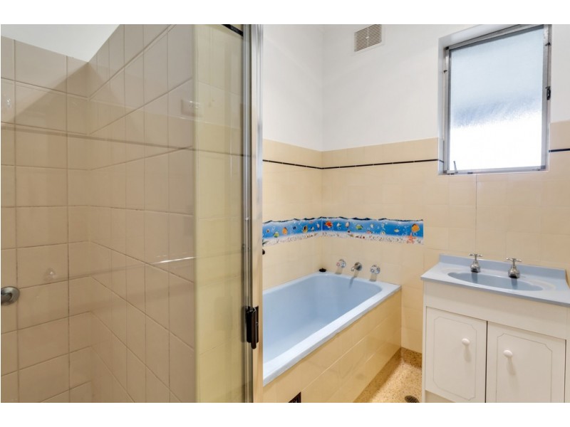 14 Winnall Street, Clapham SA 5062