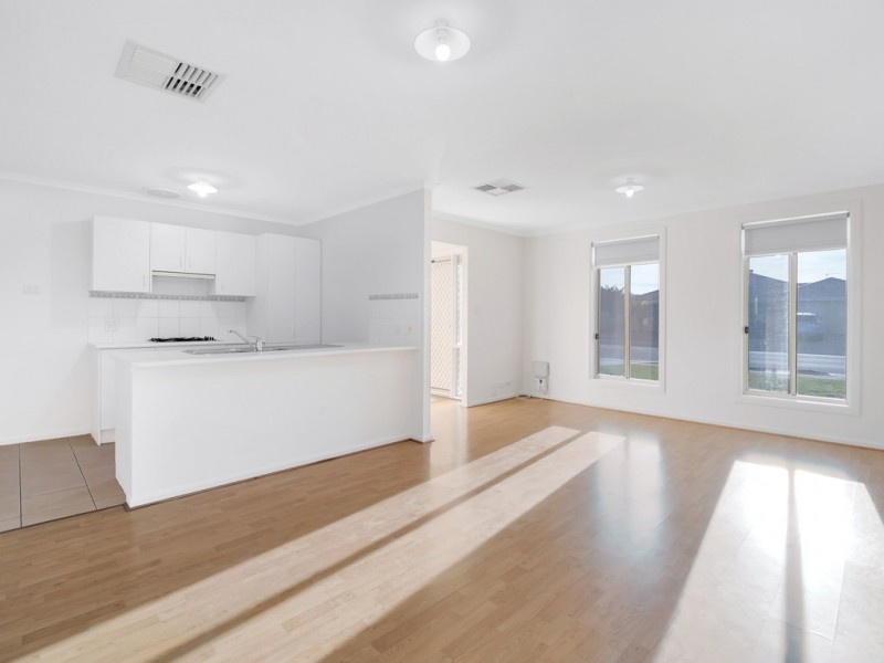 90 Pridham Boulevard, Aldinga Beach SA 5173