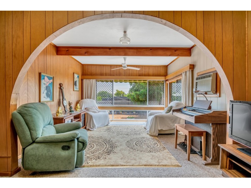 65 Seacombe Road, Seacombe Gardens SA 5047