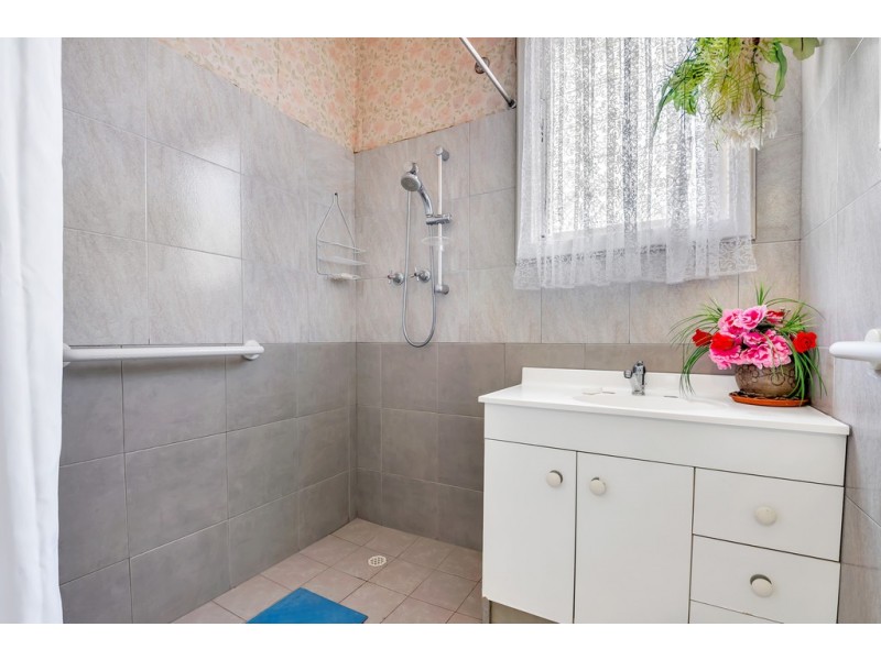 65 Seacombe Road, Seacombe Gardens SA 5047