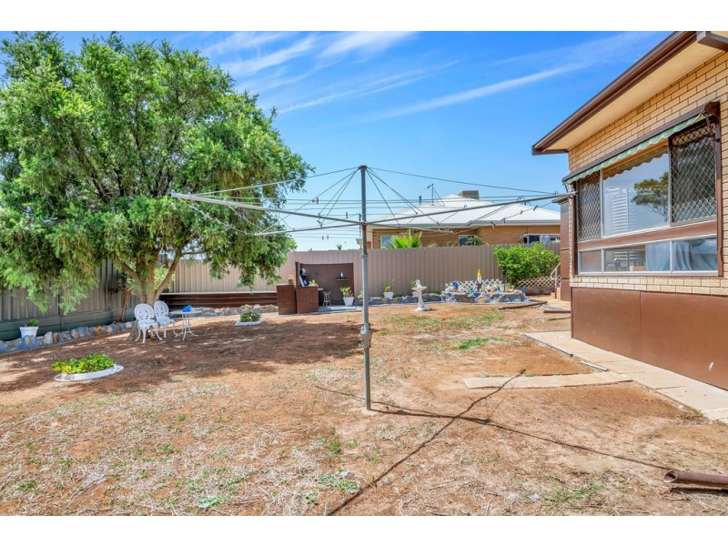 65 Seacombe Road, Seacombe Gardens SA 5047