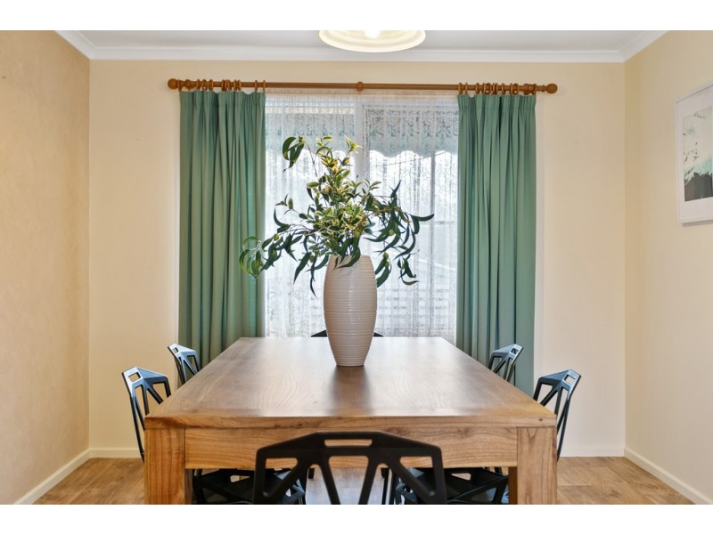 6 Bruce Street, Aberfoyle Park SA 5159