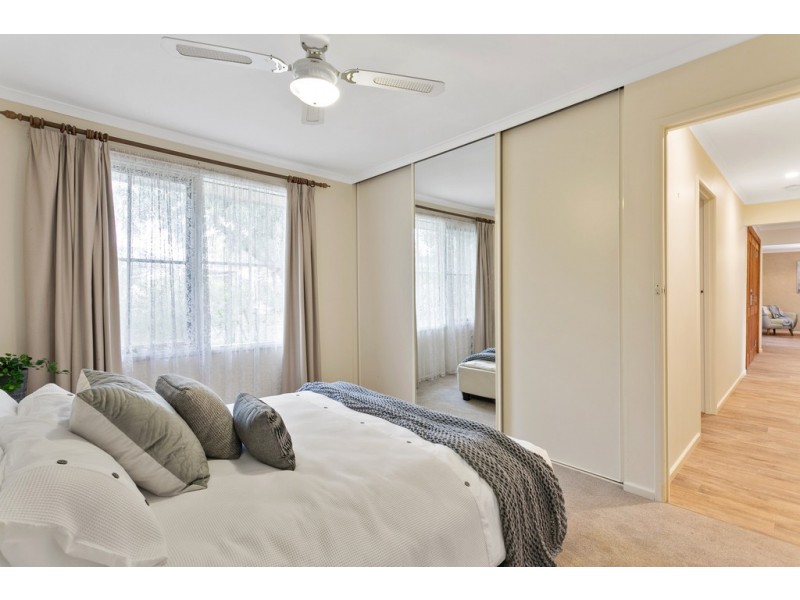 6 Bruce Street, Aberfoyle Park SA 5159