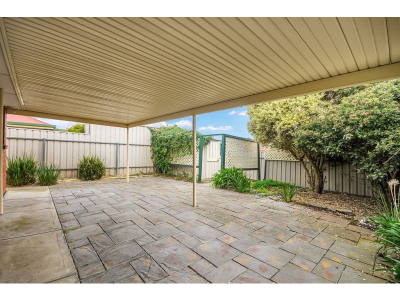 23 Mildara Close, Woodcroft SA 5162