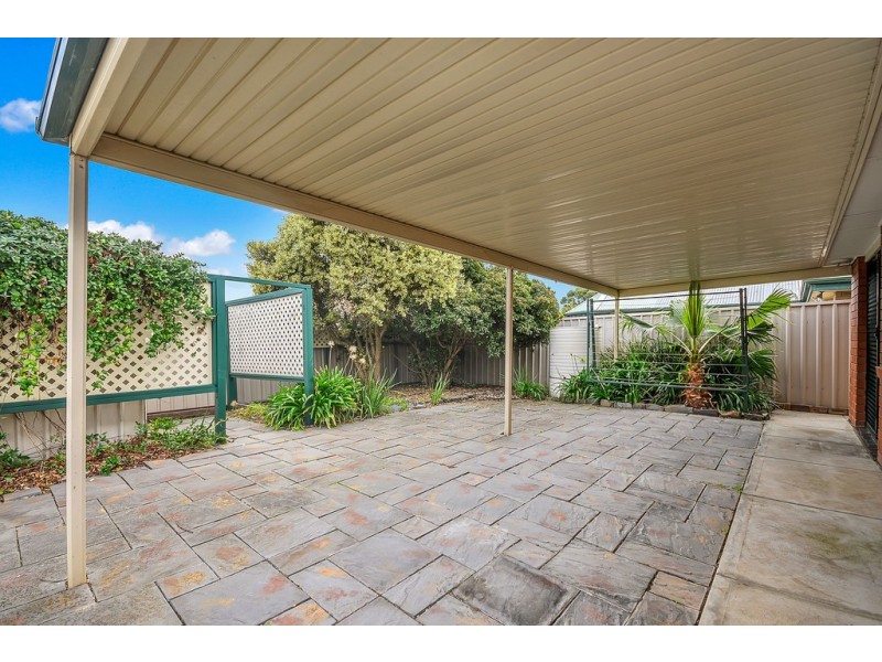 23 Mildara Close, Woodcroft SA 5162