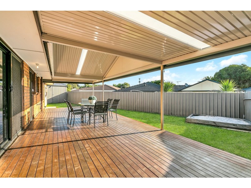 22 Rothschild Street, Woodcroft SA 5162