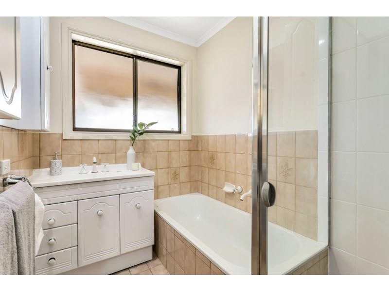 22 Rothschild Street, Woodcroft SA 5162