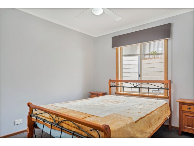 1 Warawee Place, Hallett Cove SA 5158