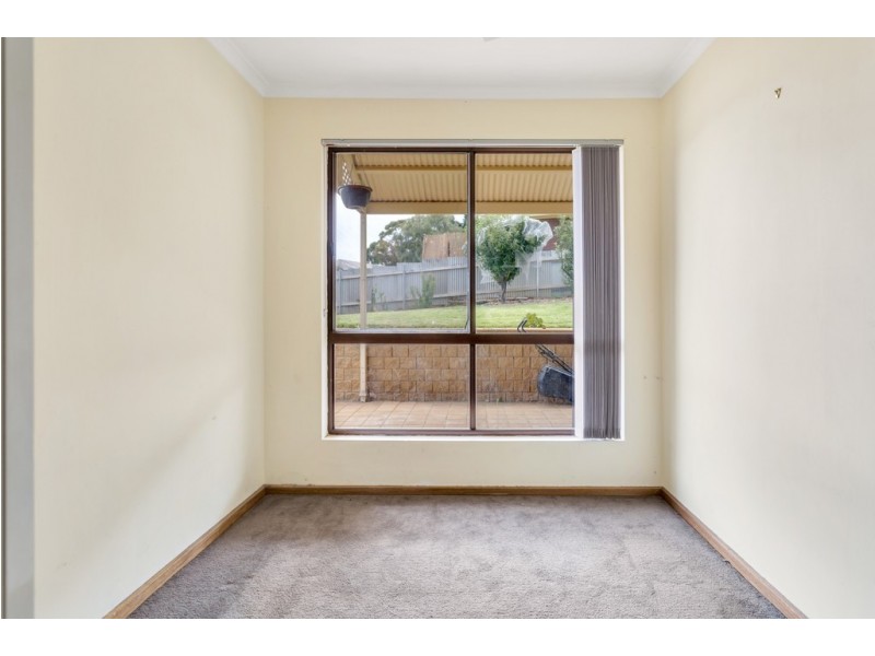 1 Warawee Place, Hallett Cove SA 5158