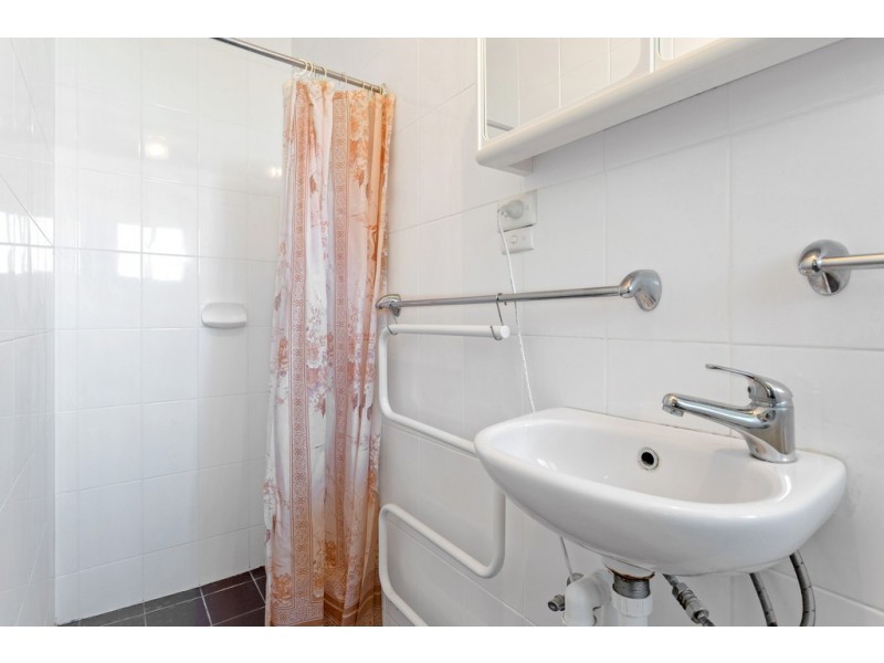 20 Brenda Avenue, Morphett Vale SA 5162