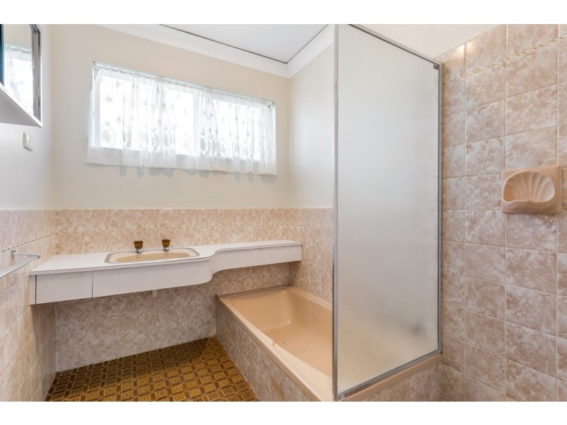 20 Brenda Avenue, Morphett Vale SA 5162