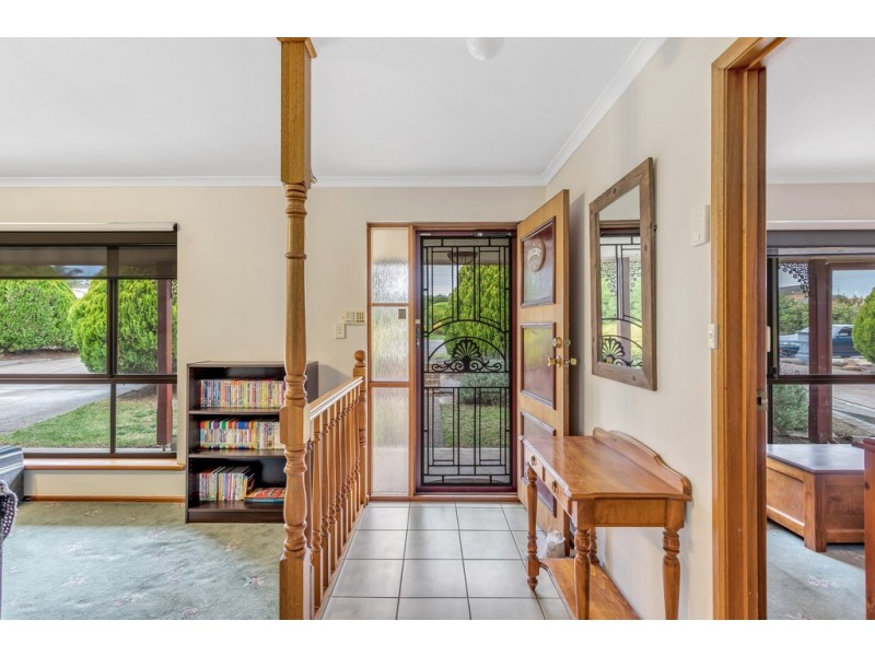 80 Investigator Drive, Woodcroft SA 5162