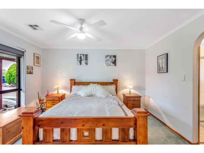 80 Investigator Drive, Woodcroft SA 5162