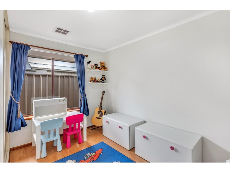 80 Investigator Drive, Woodcroft SA 5162