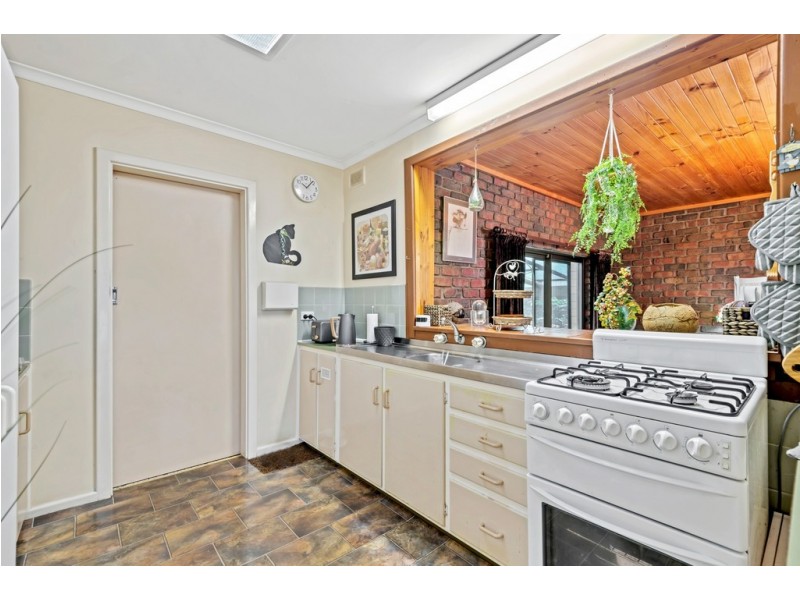 25 Columba Street, Morphett Vale SA 5162