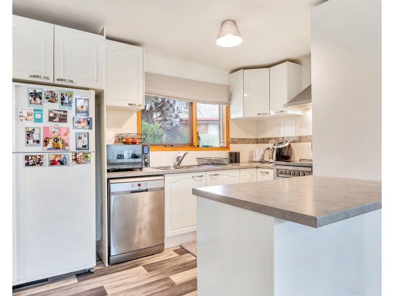 37 Seeger Drive, Morphett Vale SA 5162