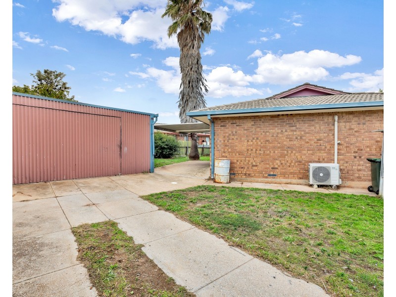 37 Seeger Drive, Morphett Vale SA 5162