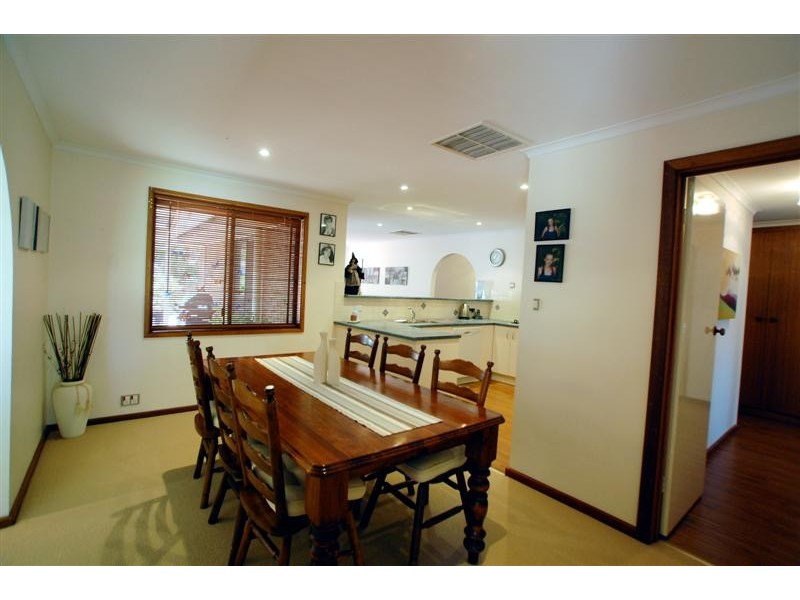 7 Shiraz Ct, Aberfoyle Park SA 5159