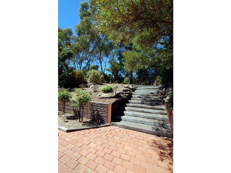 7 Shiraz Ct, Aberfoyle Park SA 5159