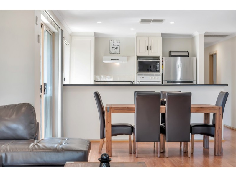 4 Sunderland crescent, Seaford SA 5169