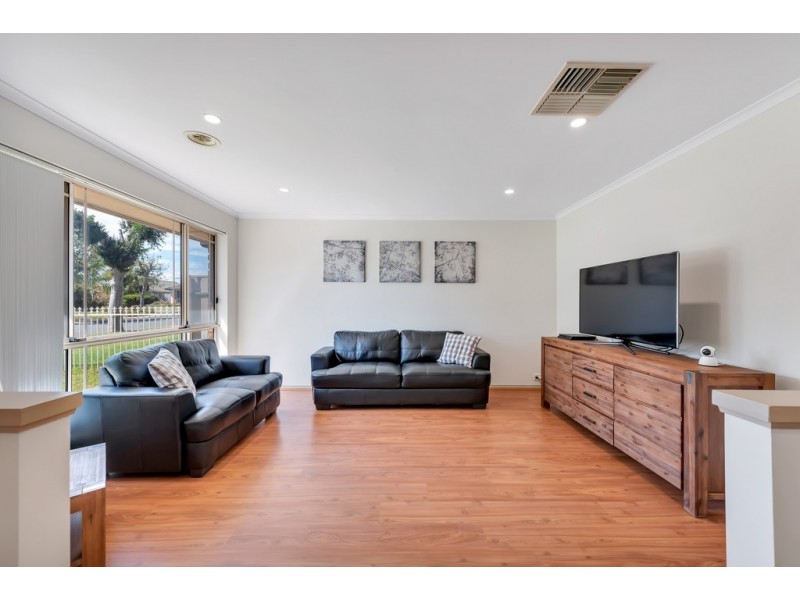 4 Sunderland crescent, Seaford SA 5169