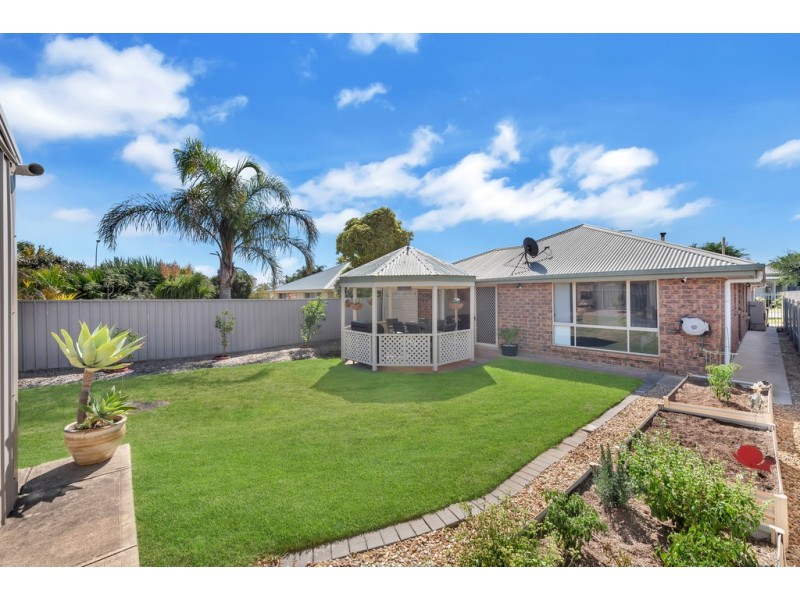 4 Sunderland crescent, Seaford SA 5169