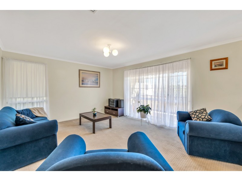 8 Baudin Street, Woodcroft SA 5162