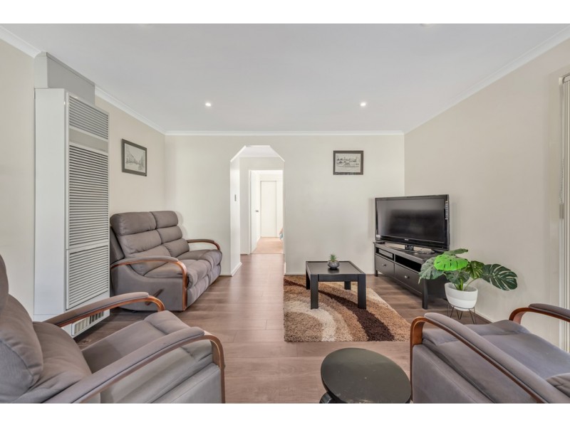 8 Baudin Street, Woodcroft SA 5162