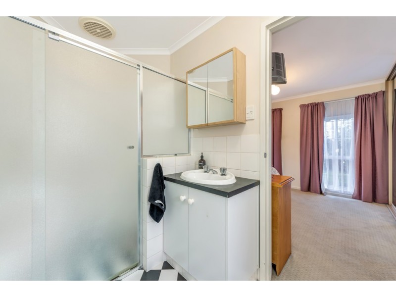 8 Baudin Street, Woodcroft SA 5162