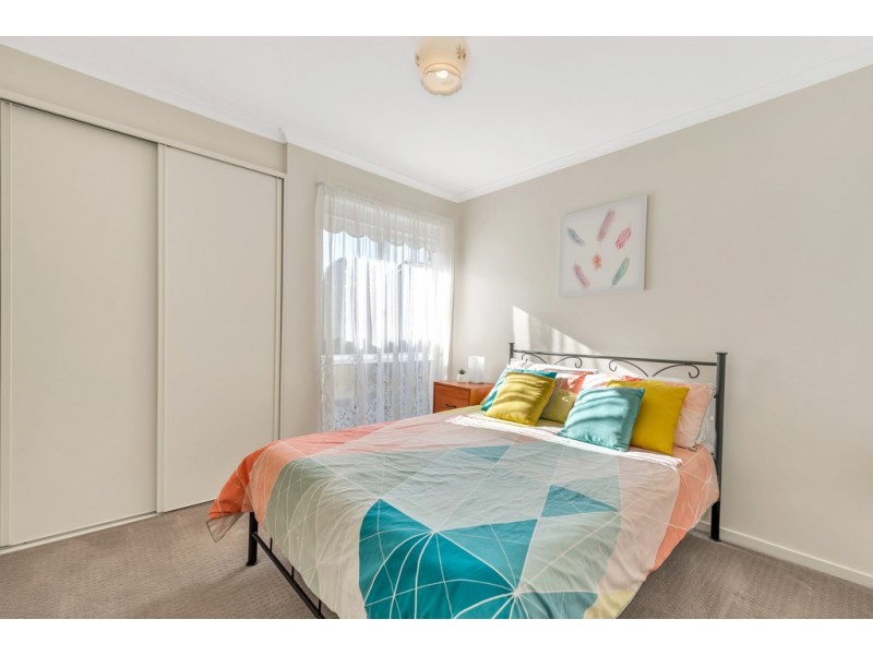 8 Baudin Street, Woodcroft SA 5162