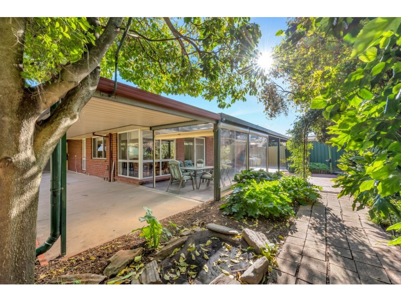 8 Baudin Street, Woodcroft SA 5162