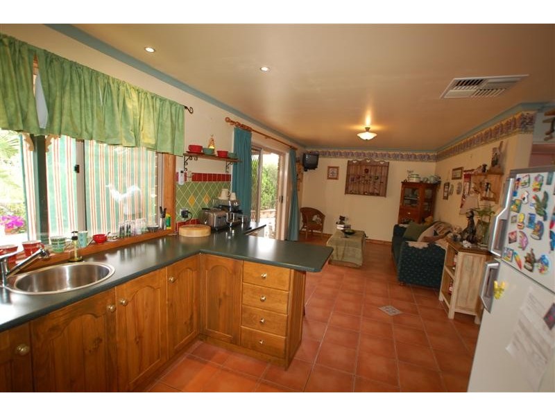 10 Marena Ct, Woodcroft SA 5162