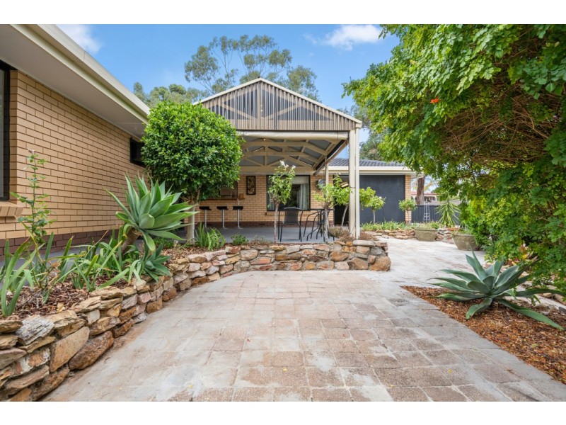 5 Opie Street, Aberfoyle Park SA 5159