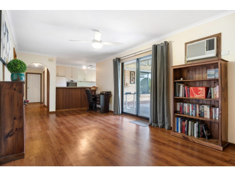 5 Opie Street, Aberfoyle Park SA 5159