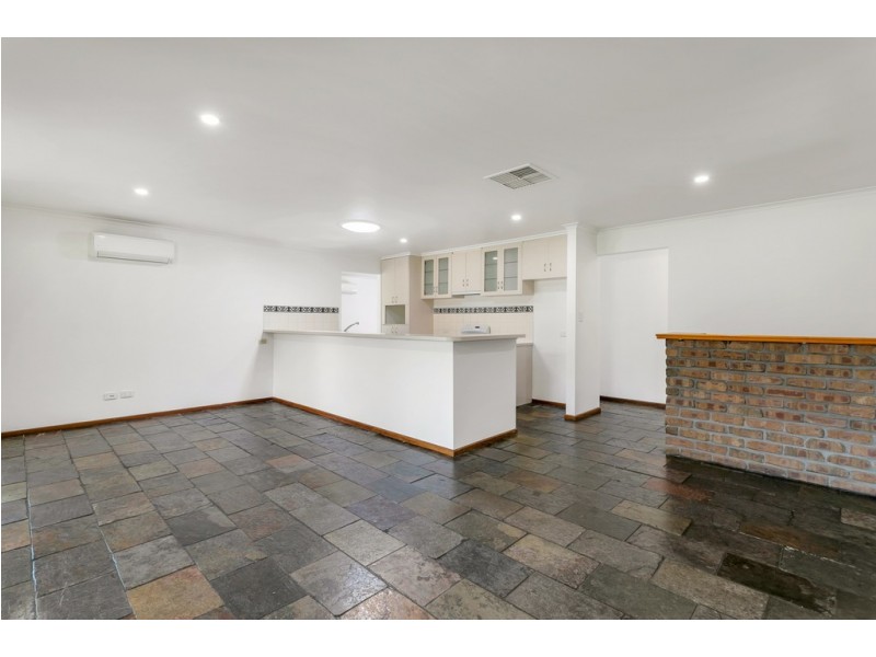 6 Fredrick Drive, Woodcroft SA 5162