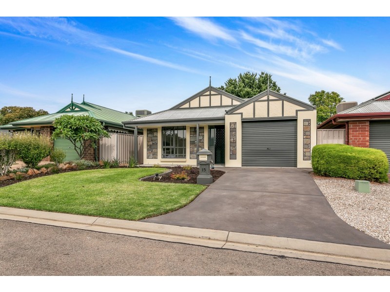 15 Windlass Square, Seaford Rise SA 5169