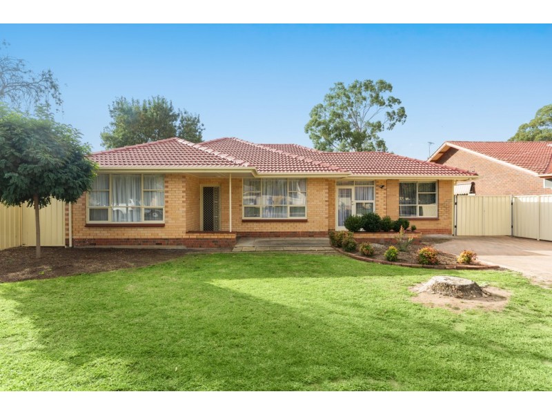 11 Claire Avenue, Morphett Vale SA 5162