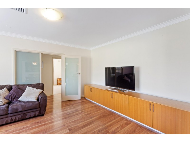 11 Claire Avenue, Morphett Vale SA 5162