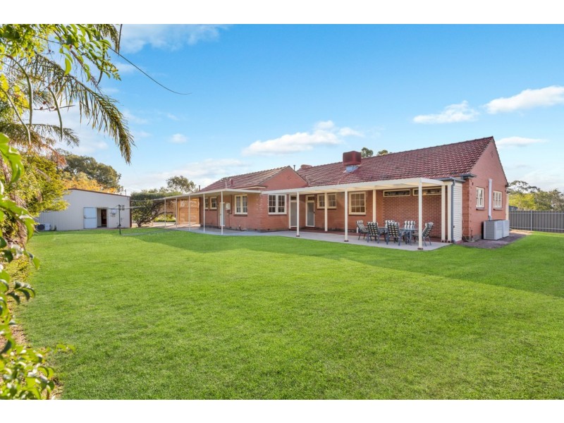 6 La Salle Court, Happy Valley SA 5159
