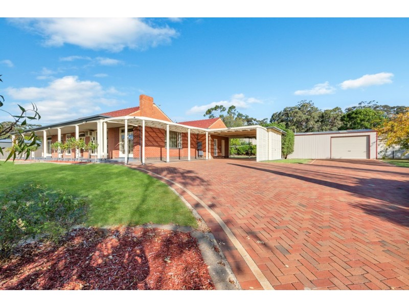 6 La Salle Court, Happy Valley SA 5159